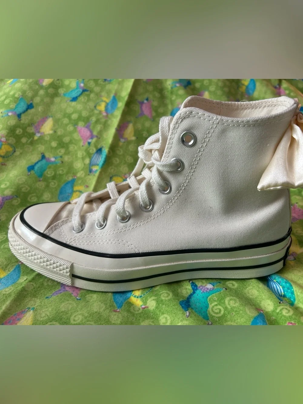 Converse Women’s Chuck 70 Bows Canvas